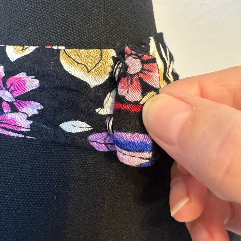 Gorgeous Cynthia Rowley halter top in a vibrant boho floral print 🌸 - Picture 4 of 7